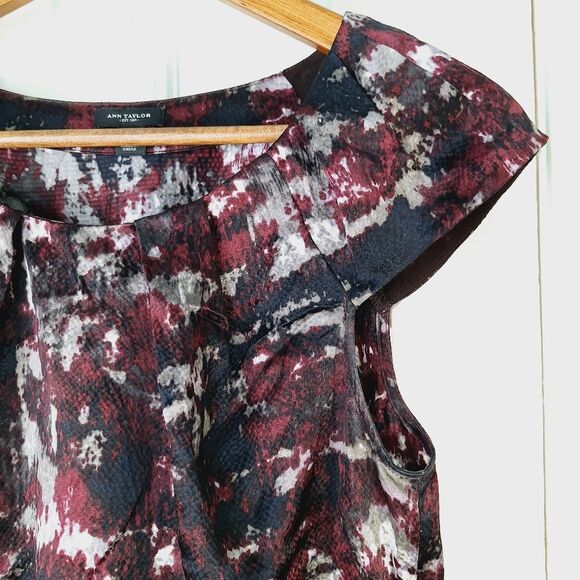 Ann Taylor 100% Silk Floral Cap Sleeve Tank Top Sleeveless Blouse Sz S - Picture 3 of 11
